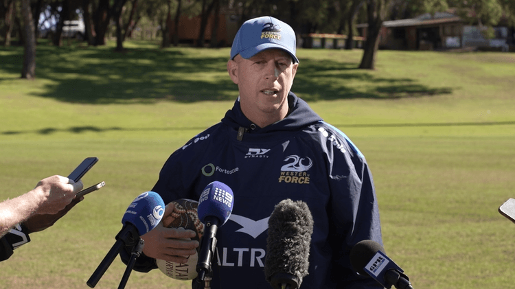 Simon Cron press conference to preview Lions clash