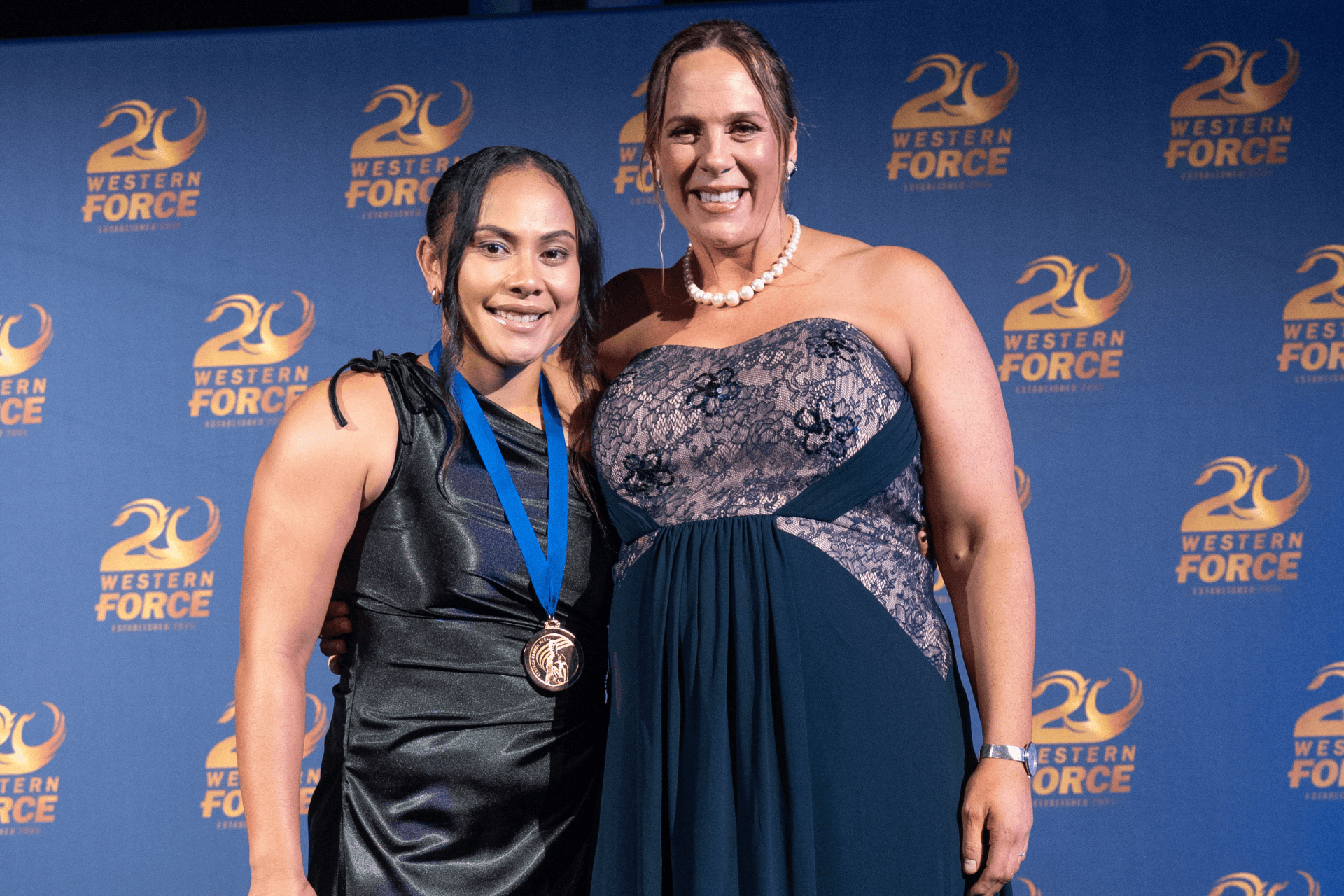 Trilleen Pomare medal with Bec